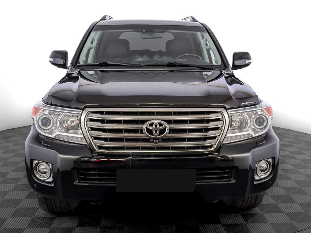 Toyota Land Cruiser 2014 года с пробегом. Фото: #1