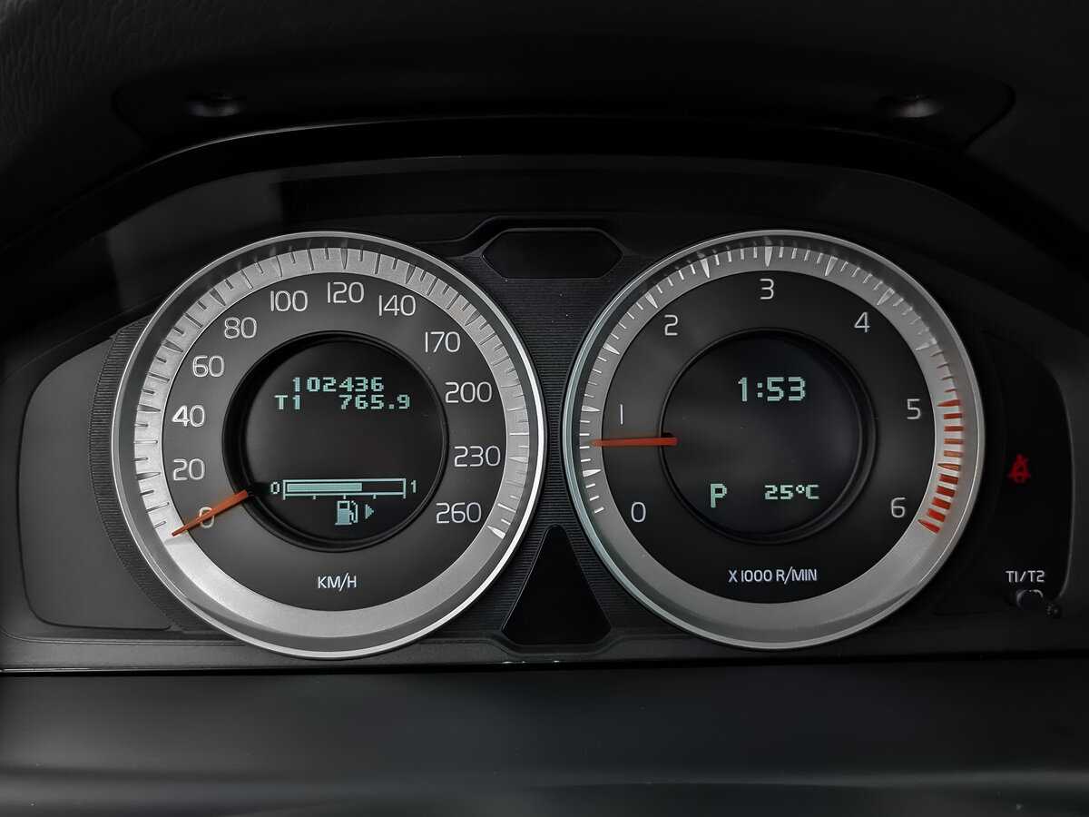 Volvo XC70 2011 года с пробегом. Фото: #11