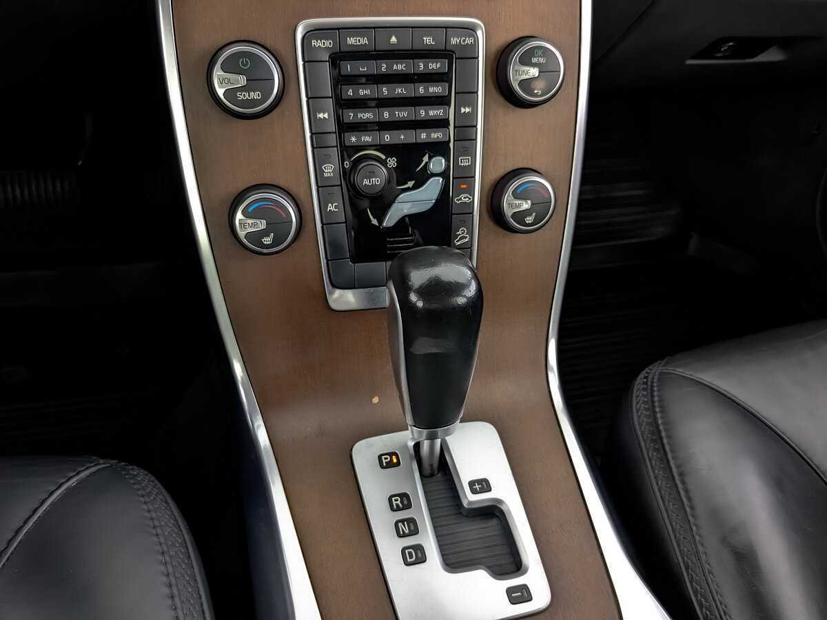 Volvo XC70 2011 года с пробегом. Фото: #22