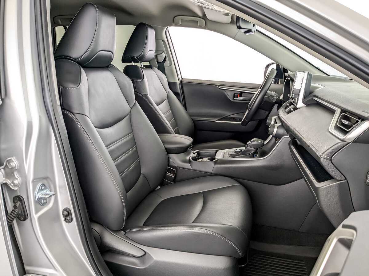 Toyota RAV4 2022 года с пробегом. Фото: #18