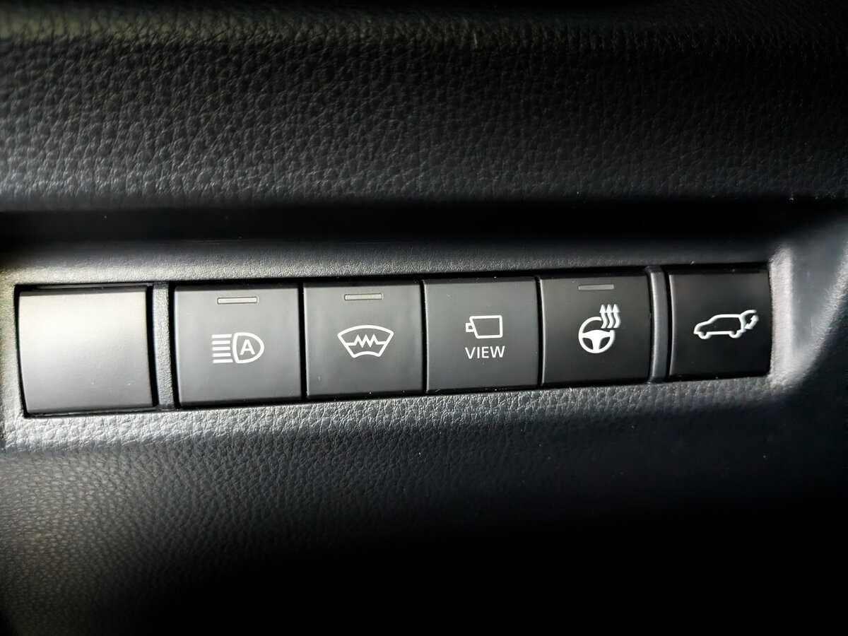 Toyota RAV4 2022 года с пробегом. Фото: #22