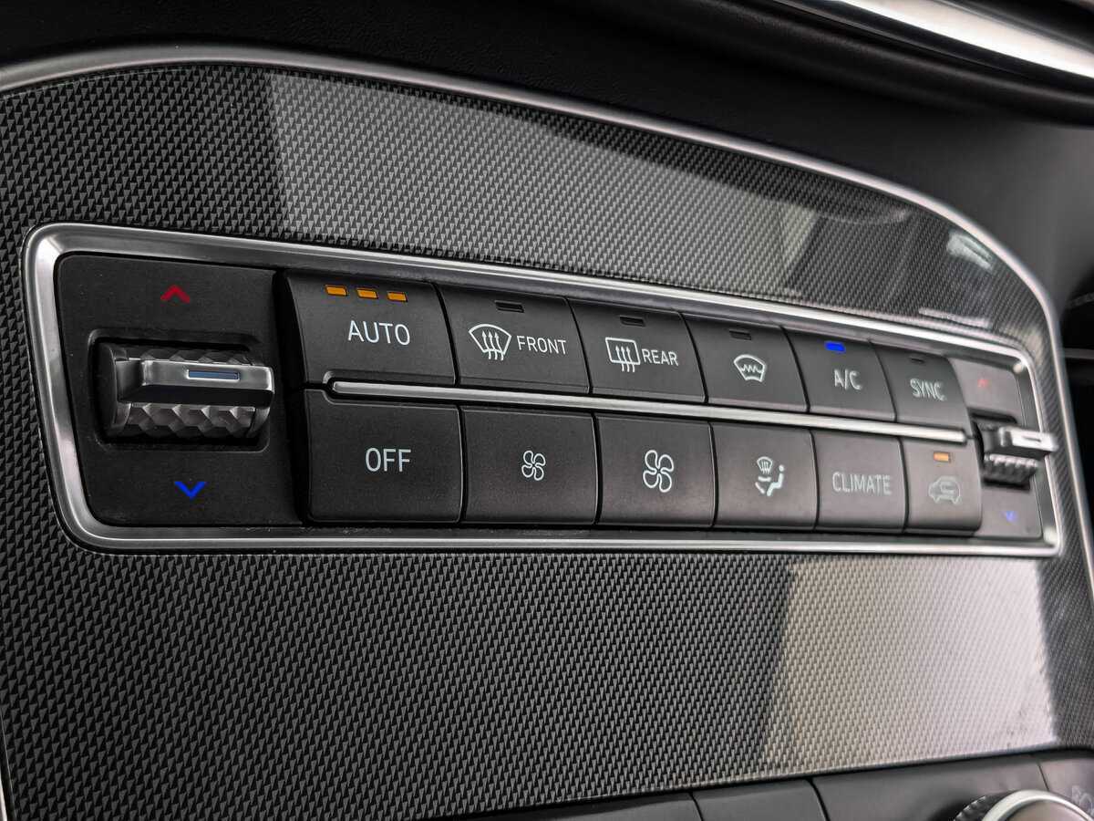 Hyundai Santa Fe 2022 года с пробегом. Фото: #21