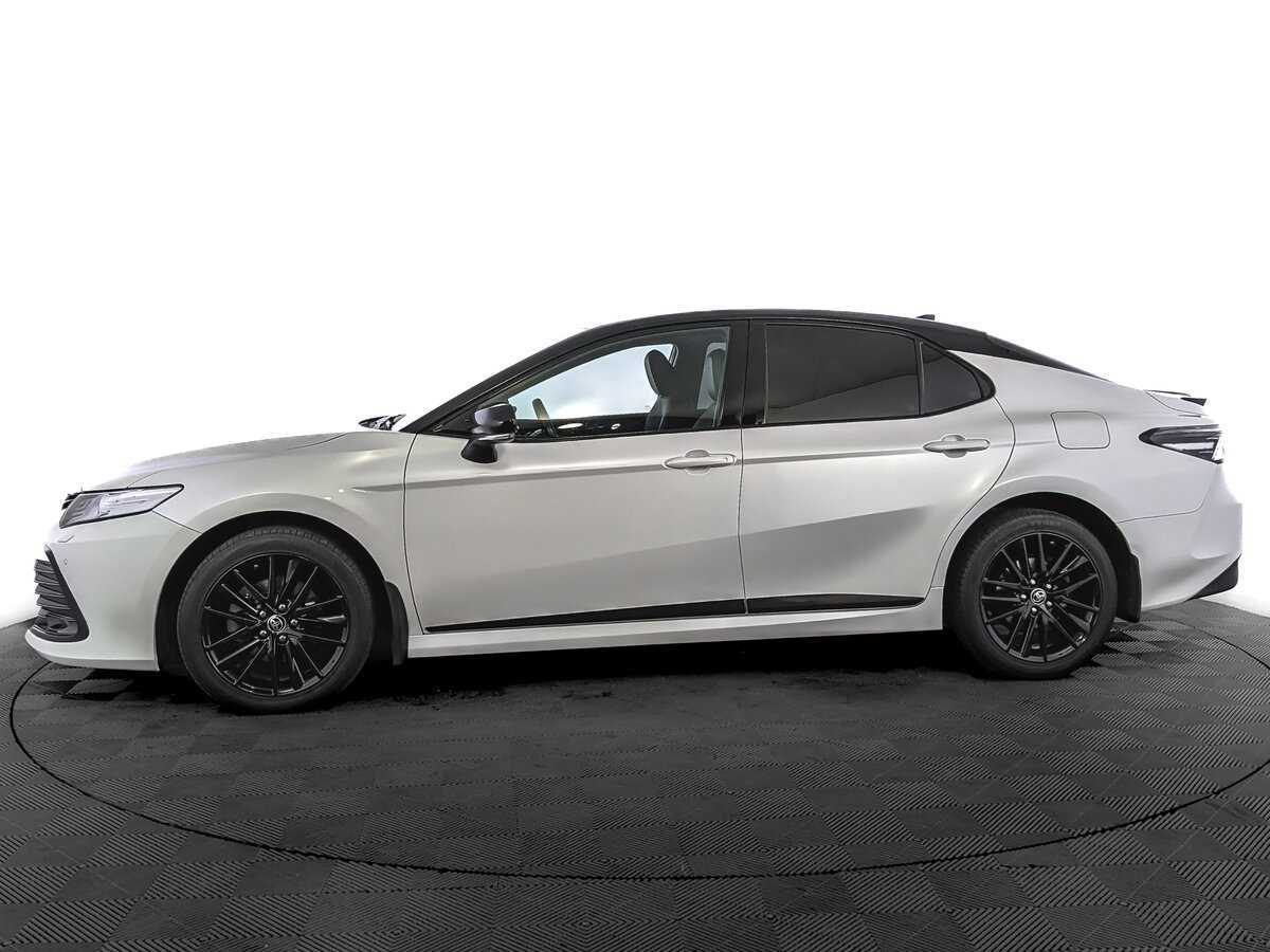 Toyota Camry 2022 года с пробегом. Фото: #7