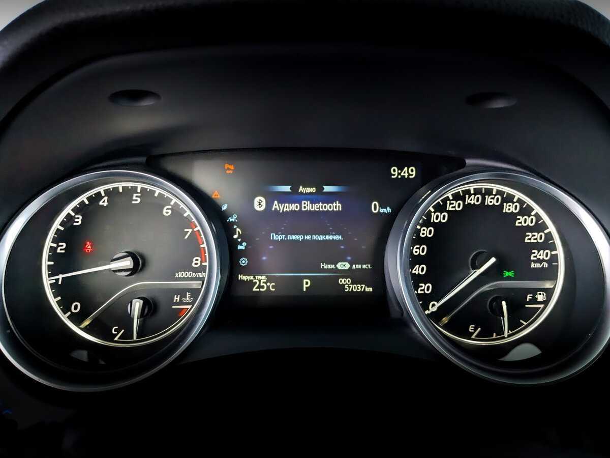 Toyota Camry 2022 года с пробегом. Фото: #10