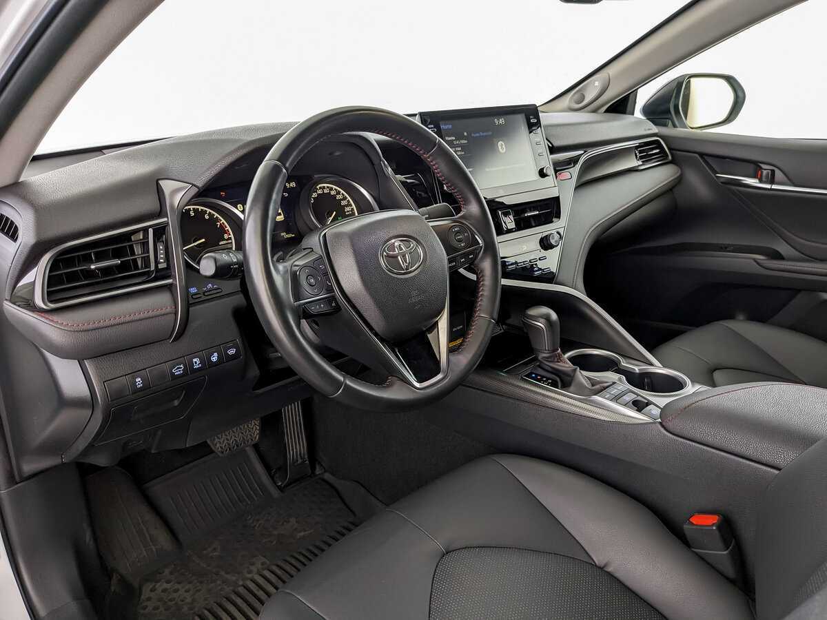 Toyota Camry 2022 года с пробегом. Фото: #13