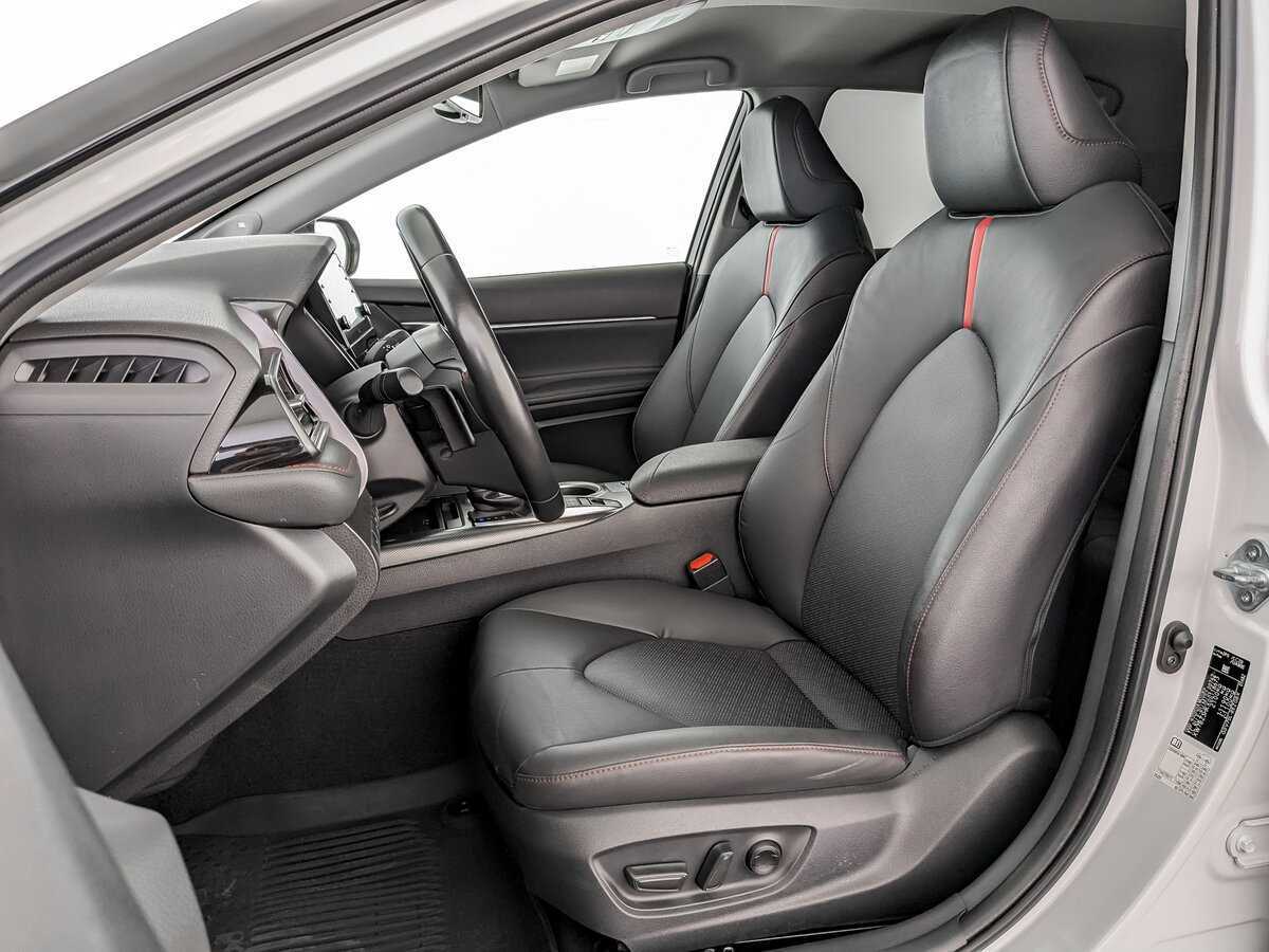 Toyota Camry 2022 года с пробегом. Фото: #15