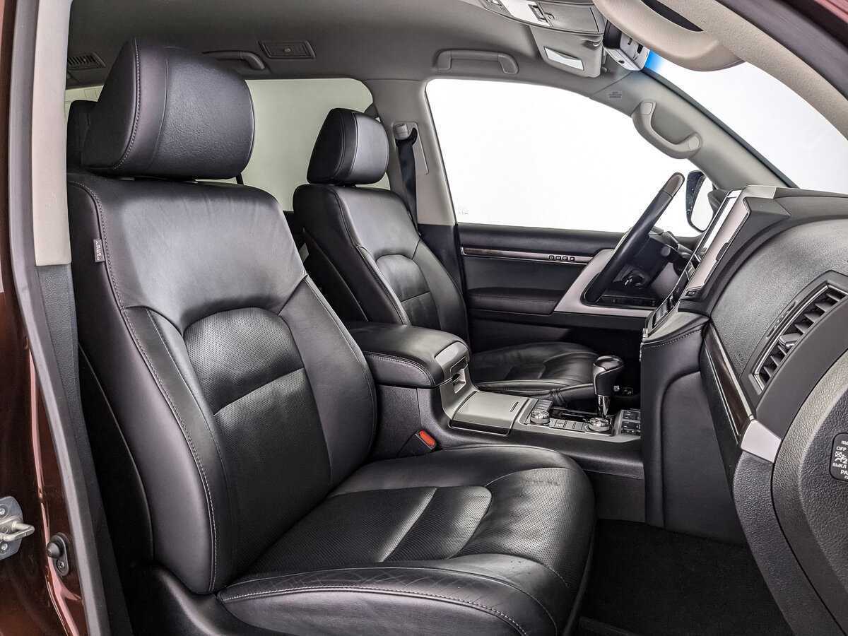 Toyota Land Cruiser 2017 года с пробегом. Фото: #19