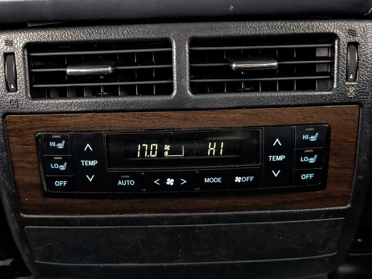 Toyota Land Cruiser 2017 года с пробегом. Фото: #21