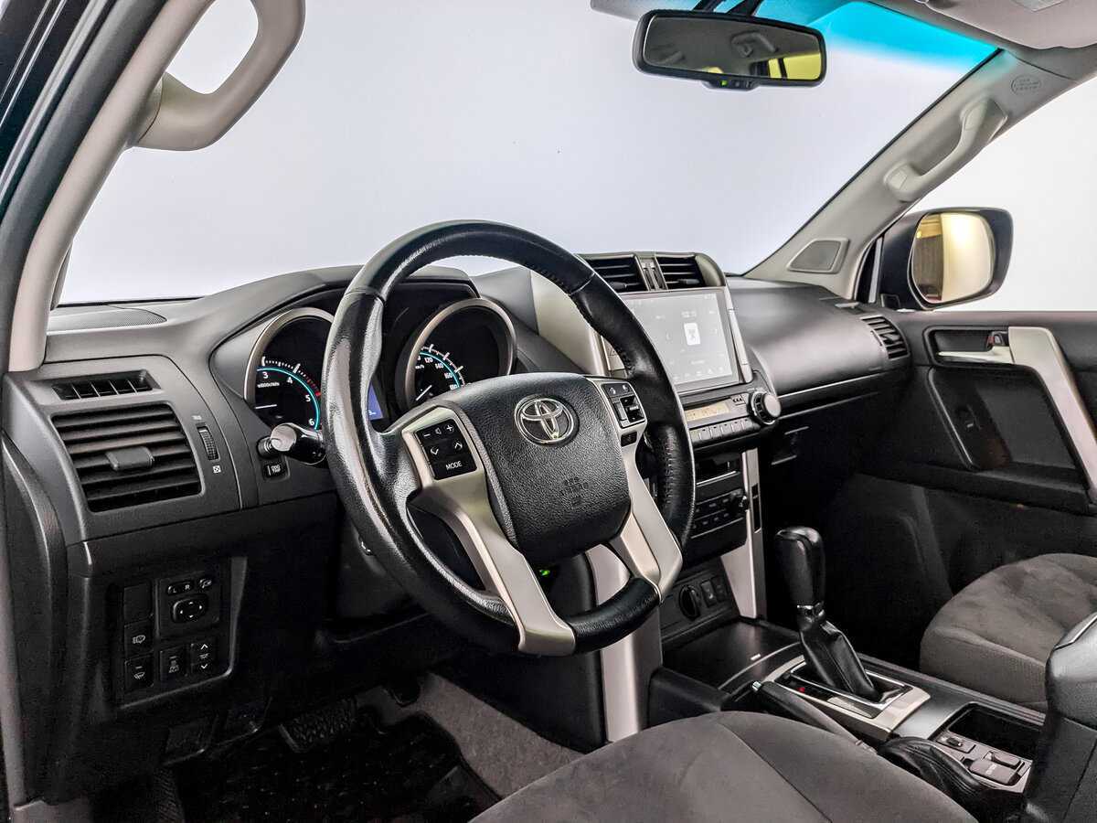 Toyota Land Cruiser Prado 2012 года с пробегом. Фото: #13