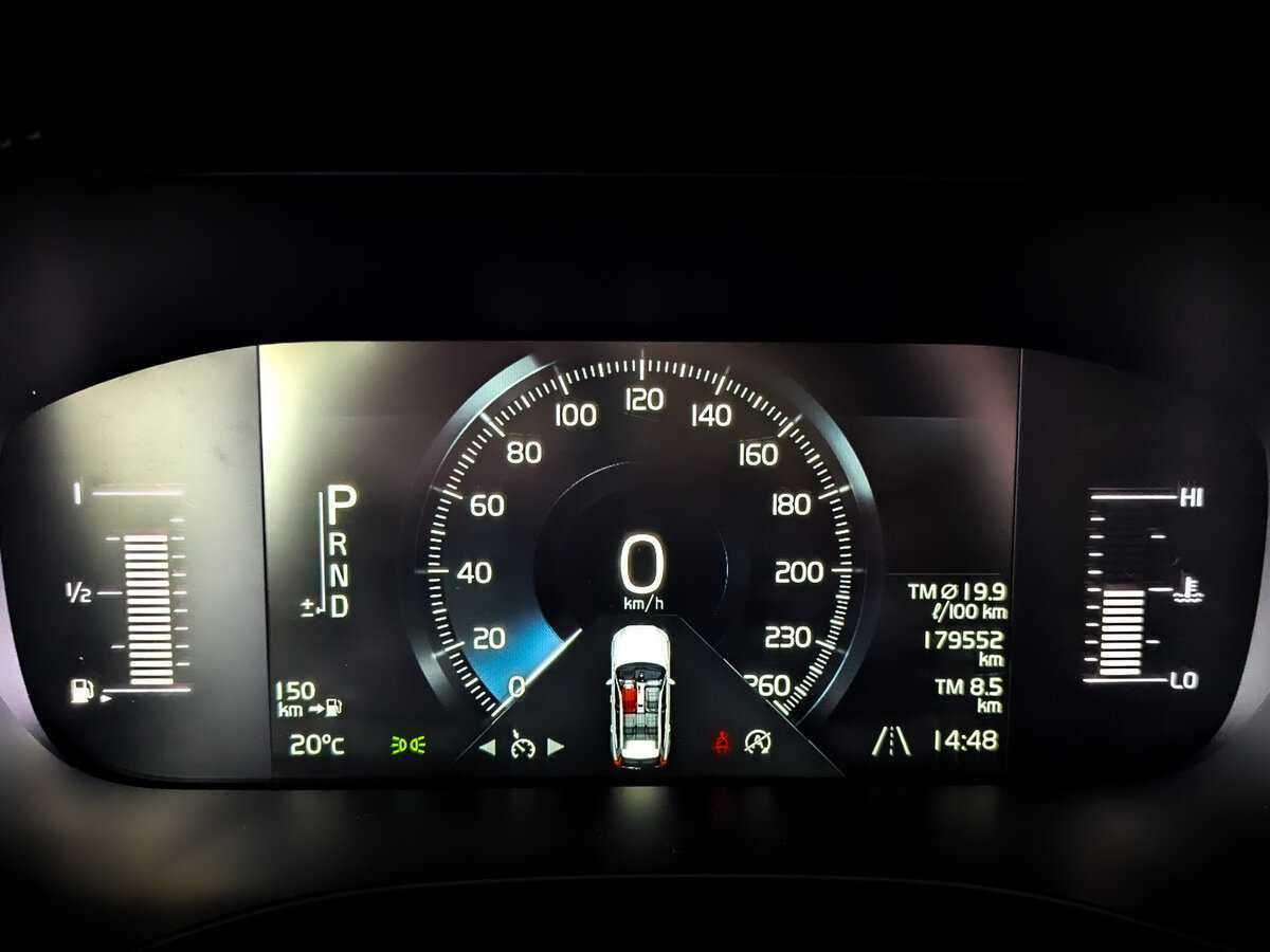 Volvo XC60 2018 года с пробегом. Фото: #9