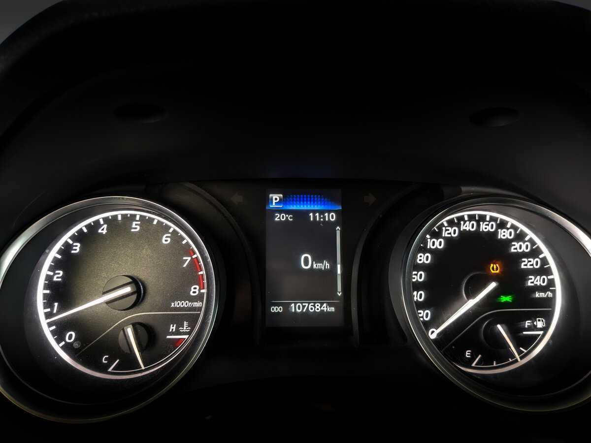 Toyota Camry 2021 года с пробегом. Фото: #10