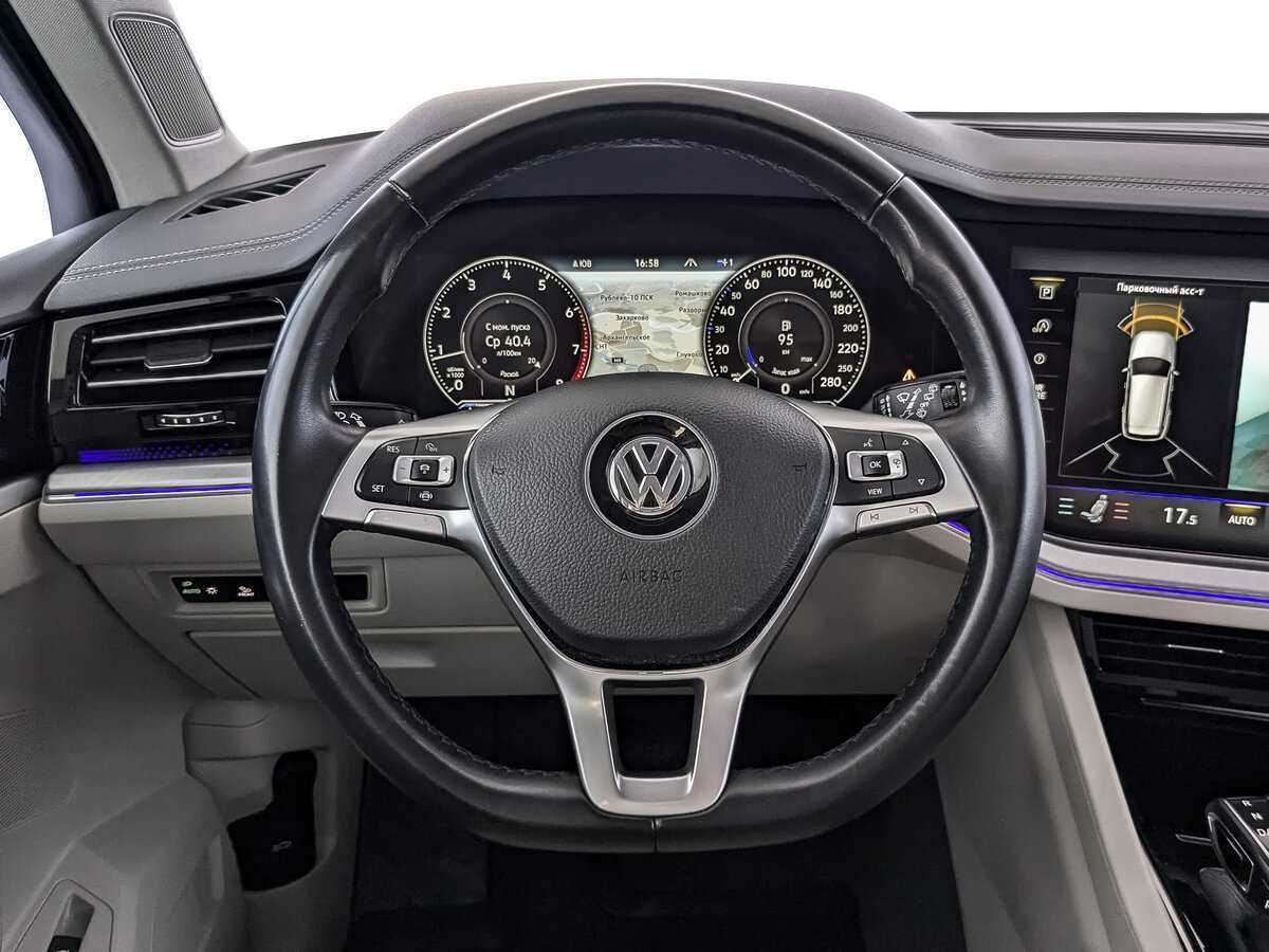 Volkswagen Touareg 2020 года с пробегом. Фото: #14