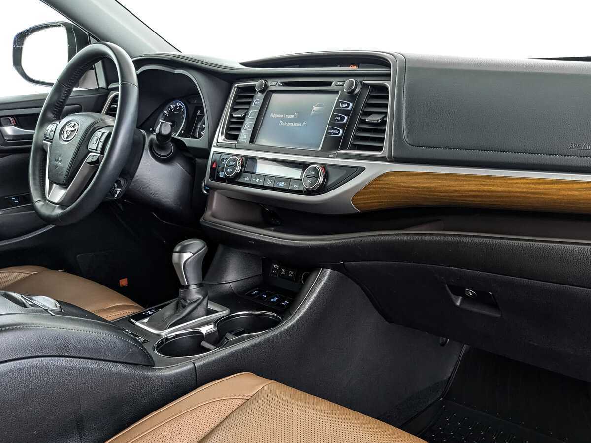Toyota Highlander 2017 года с пробегом. Фото: #8