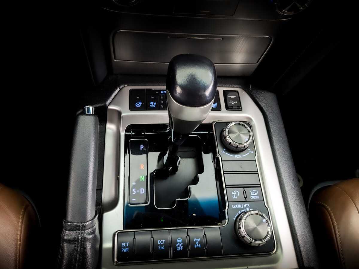 Toyota Land Cruiser 2016 года с пробегом. Фото: #22