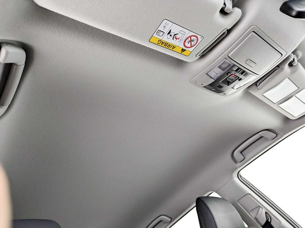 Toyota Land Cruiser Prado 2017 года с пробегом. Фото: #18