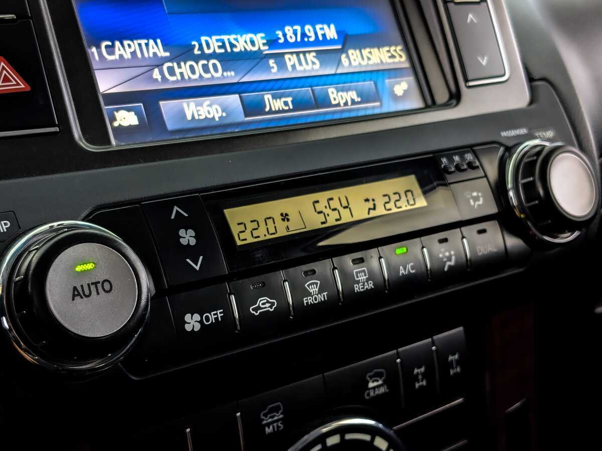 Toyota Land Cruiser Prado 2017 года с пробегом. Фото: #21