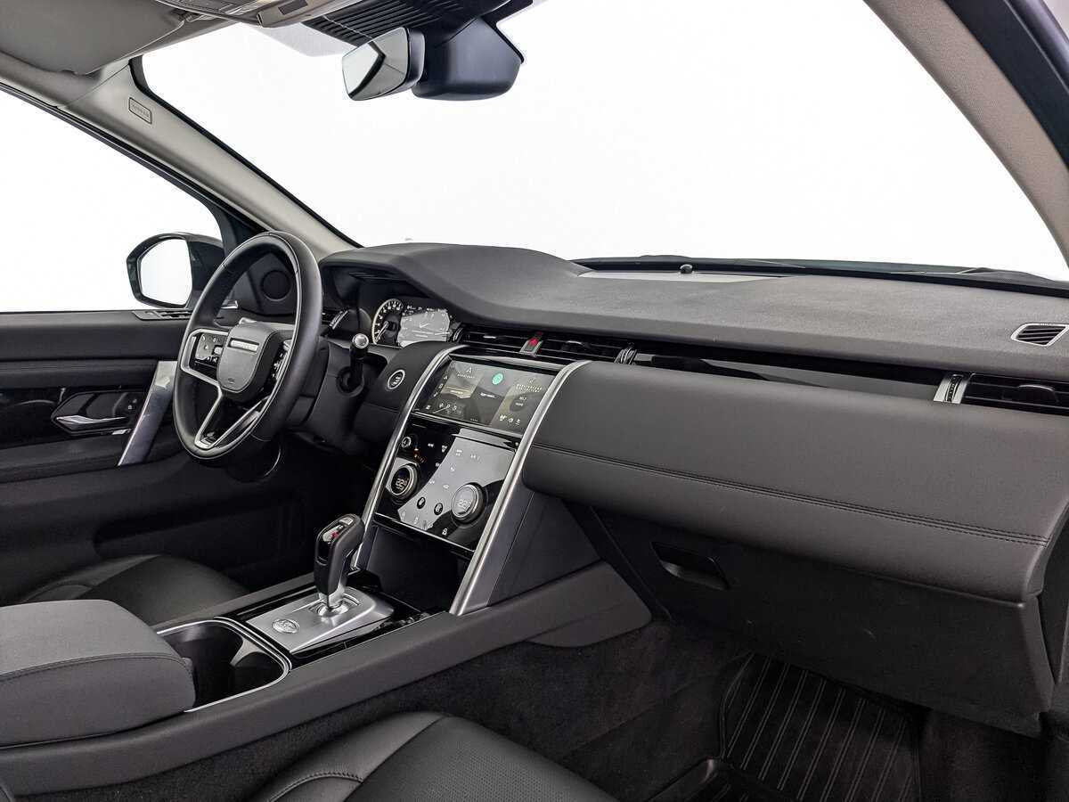 Land Rover Discovery Sport 2022 года с пробегом. Фото: #8