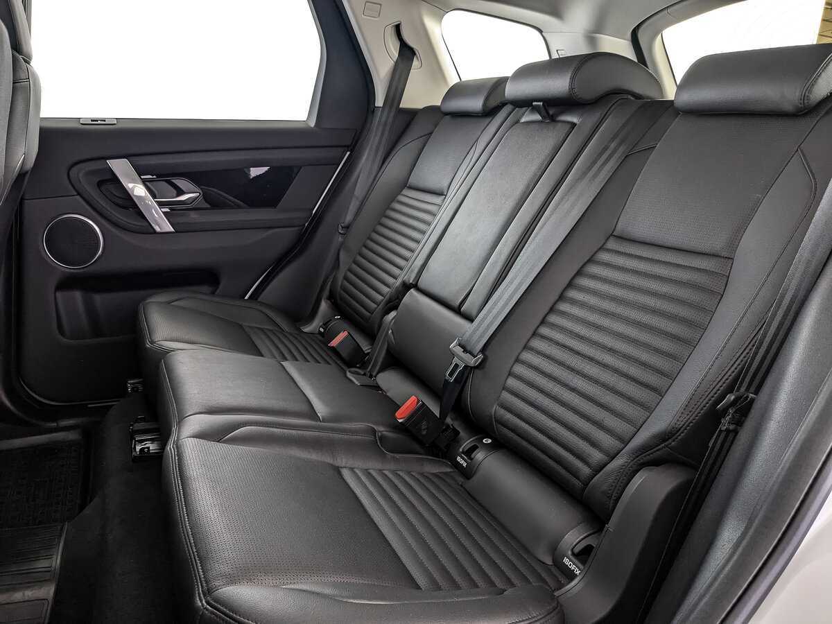 Land Rover Discovery Sport 2022 года с пробегом. Фото: #13