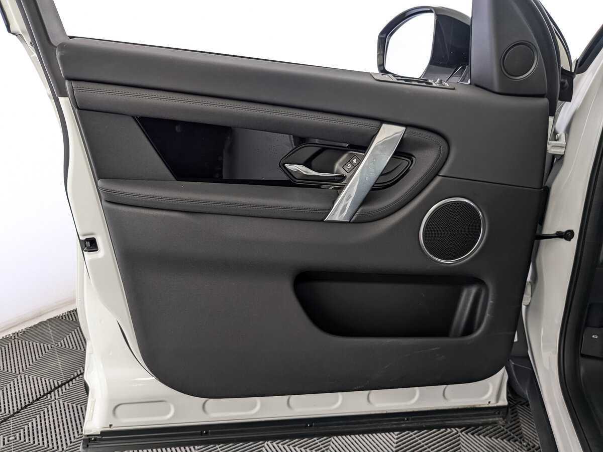 Land Rover Discovery Sport 2022 года с пробегом. Фото: #14