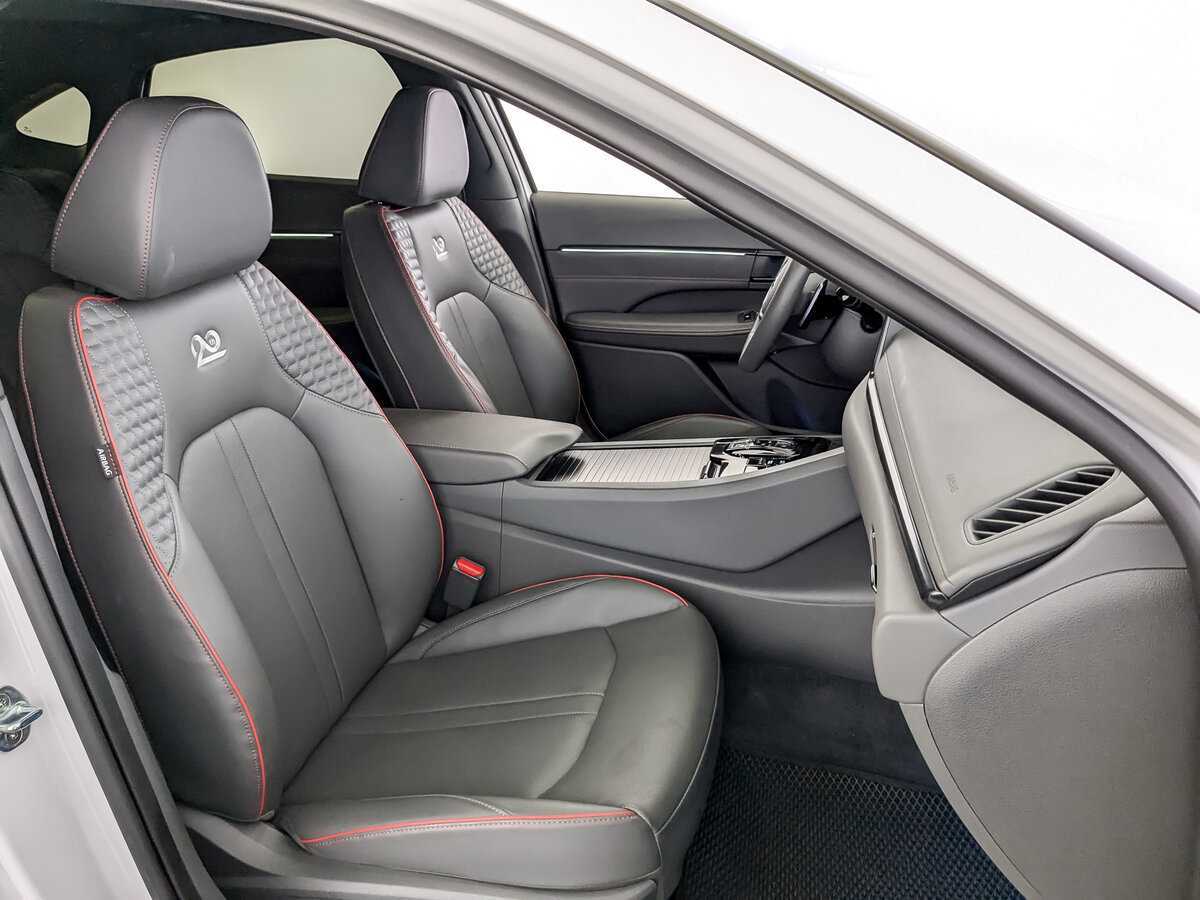 Hyundai Sonata 2023 года с пробегом. Фото: #18