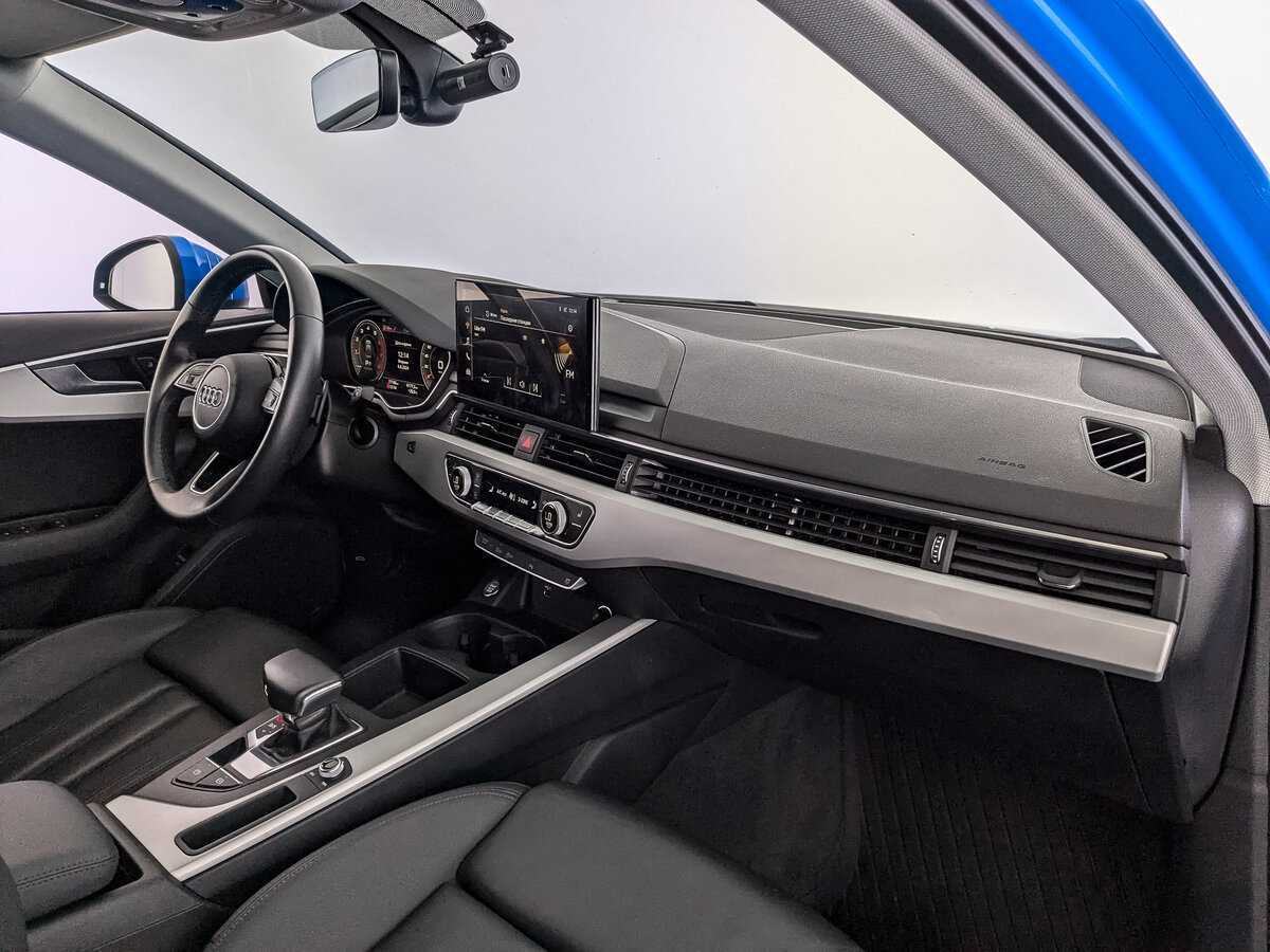 Audi A4 2021 года с пробегом. Фото: #8