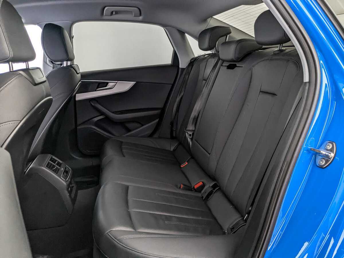 Audi A4 2021 года с пробегом. Фото: #13