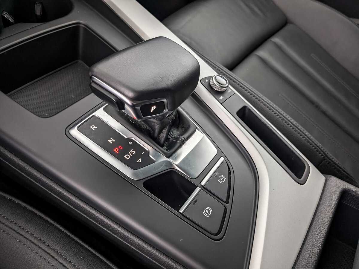 Audi A4 2021 года с пробегом. Фото: #16