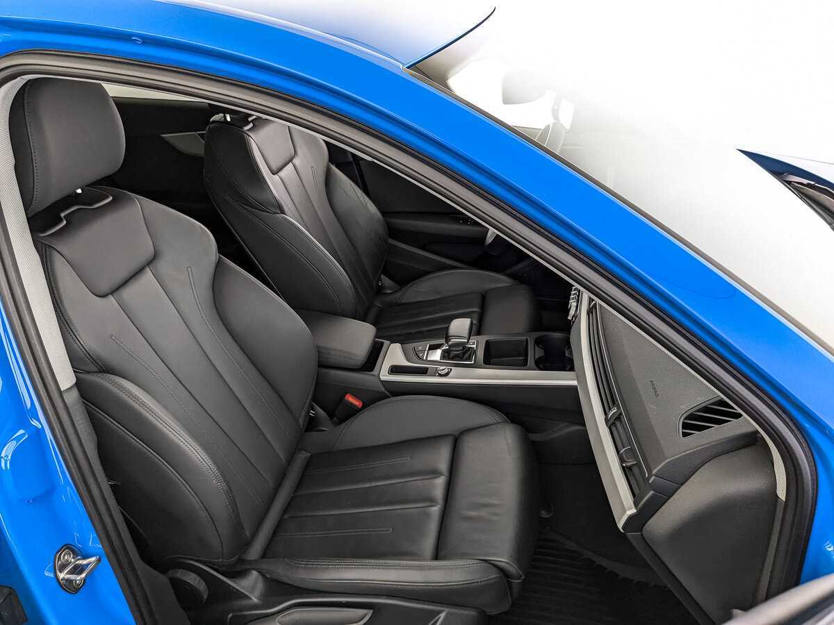 Audi A4 2021 года с пробегом. Фото: #18