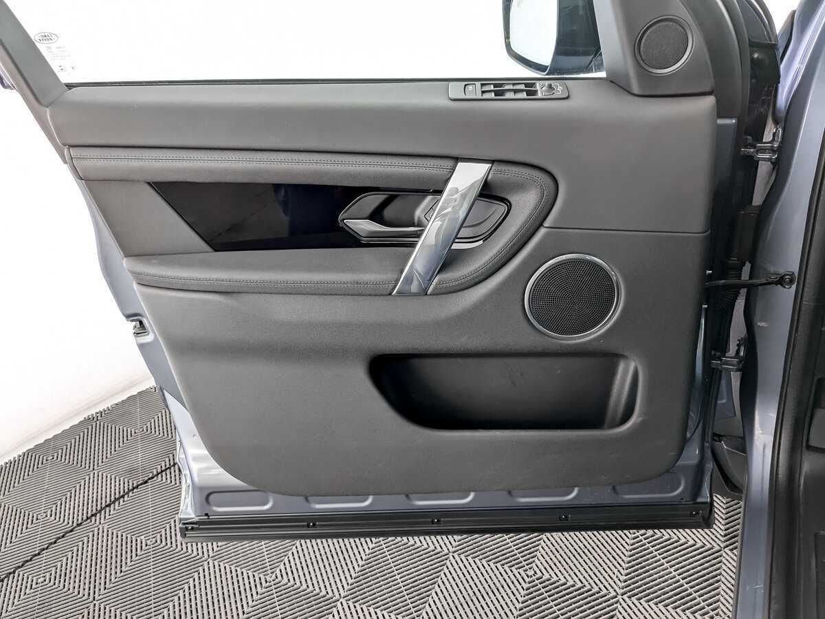 Land Rover Discovery Sport 2022 года с пробегом. Фото: #14