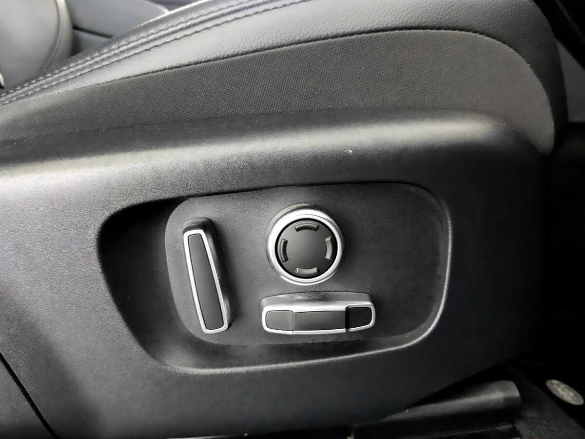 Land Rover Discovery Sport 2022 года с пробегом. Фото: #19