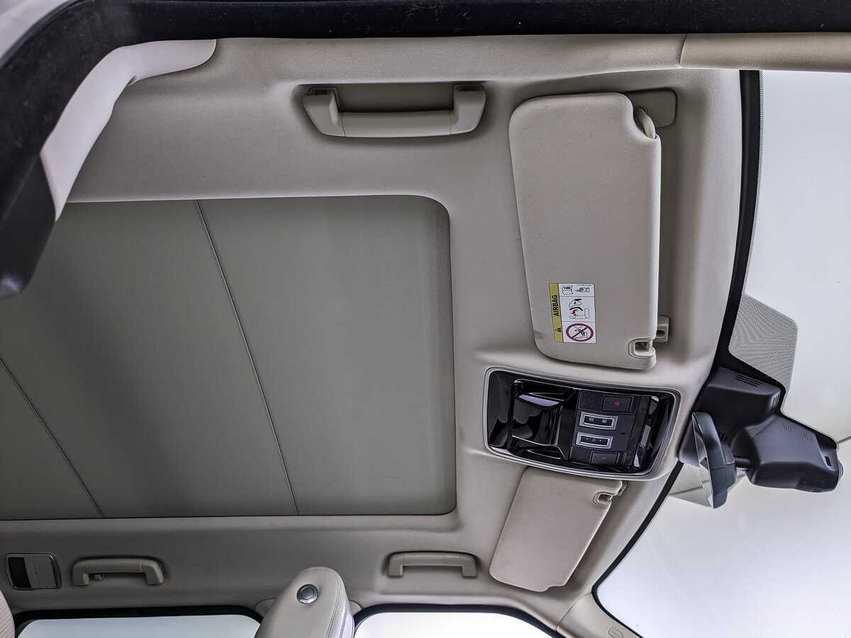 Land Rover Range Rover Sport 2017 года с пробегом. Фото: #16