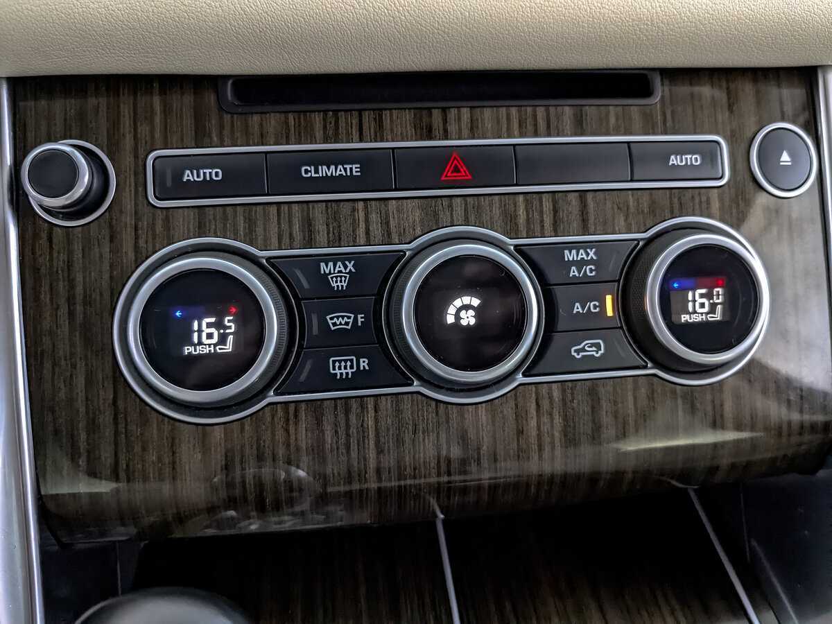 Land Rover Range Rover Sport 2017 года с пробегом. Фото: #22