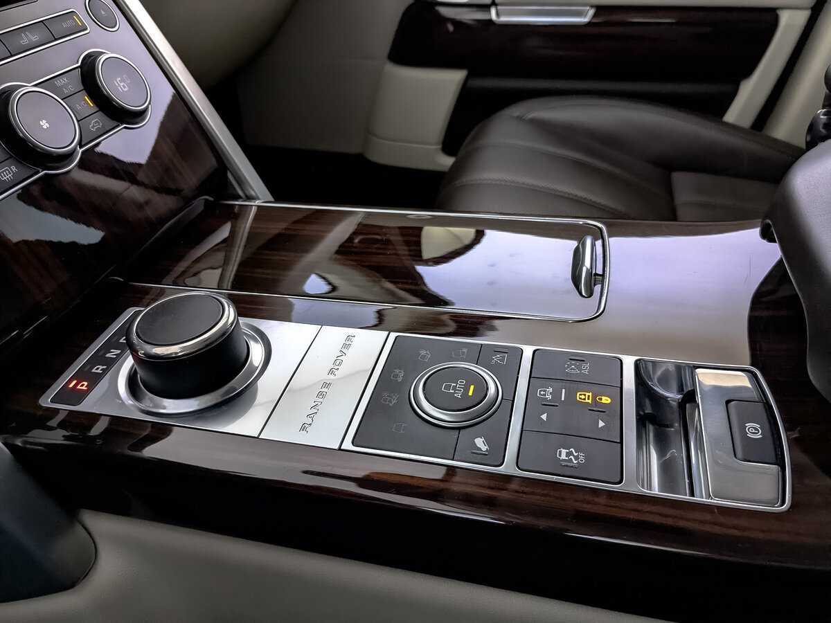 Land Rover Range Rover 2013 года с пробегом. Фото: #24