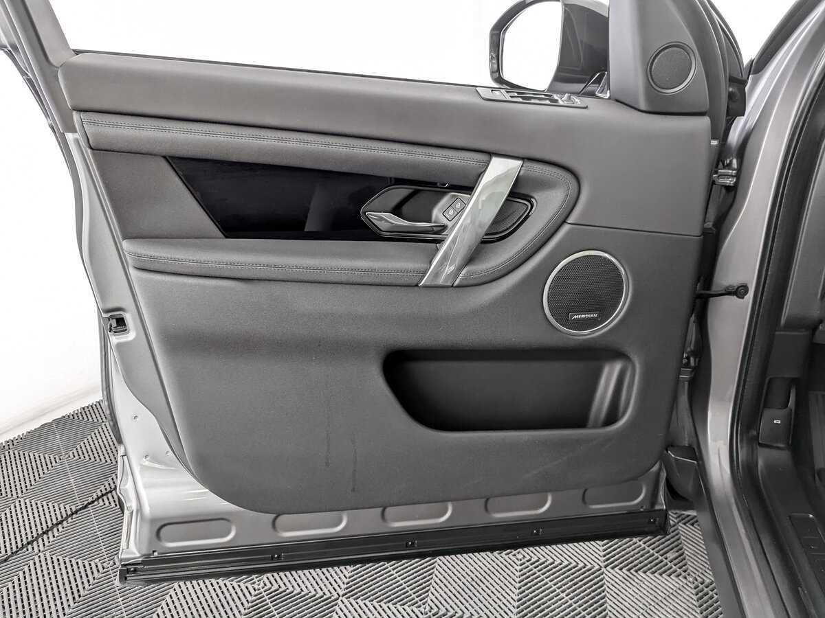 Land Rover Discovery Sport 2021 года с пробегом. Фото: #14