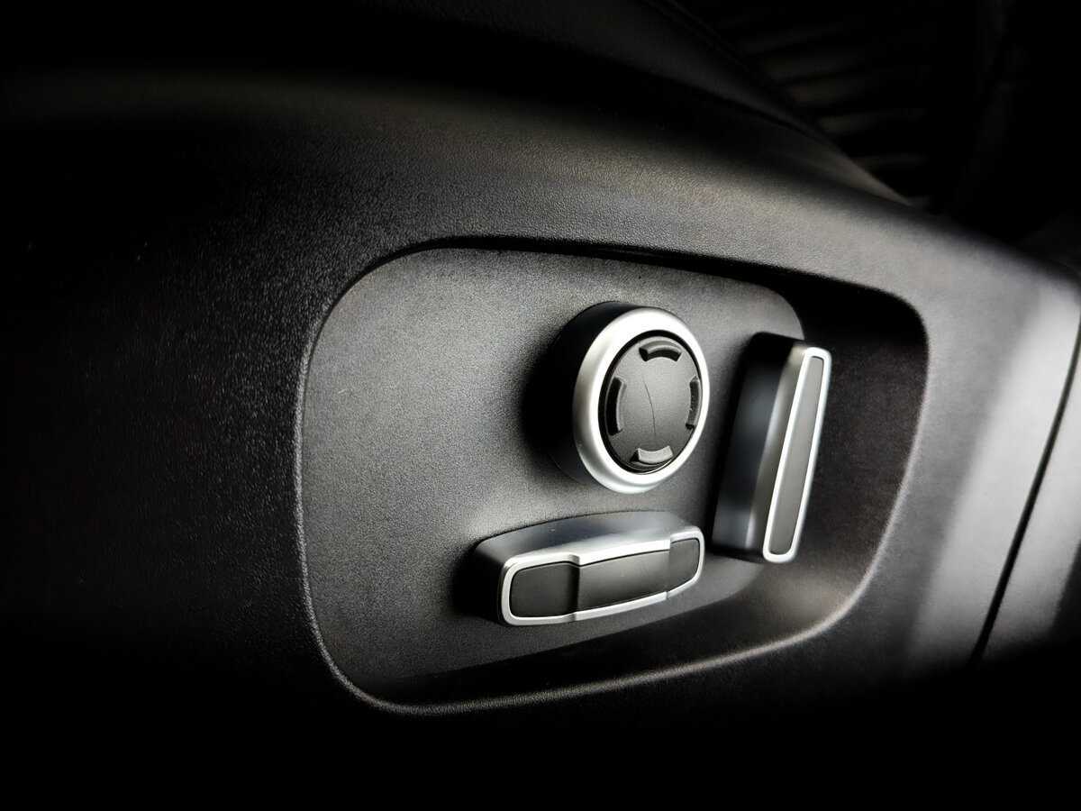 Land Rover Discovery Sport 2021 года с пробегом. Фото: #16