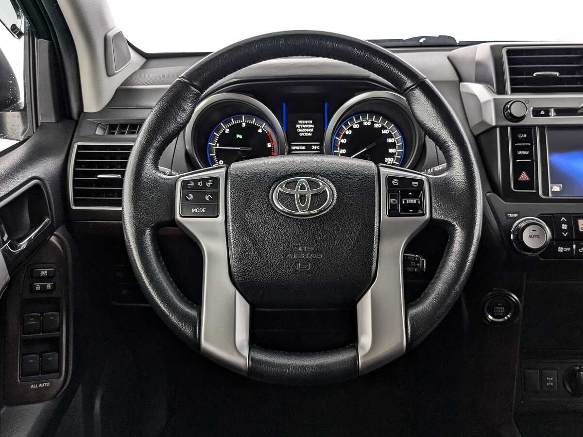 Toyota Land Cruiser Prado 2017 года с пробегом. Фото: #17