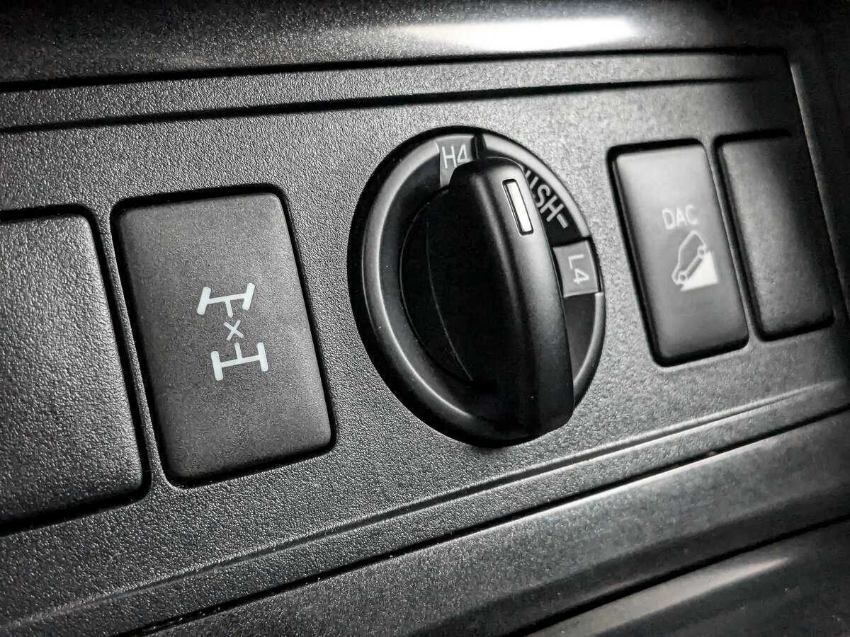 Toyota Land Cruiser Prado 2017 года с пробегом. Фото: #22