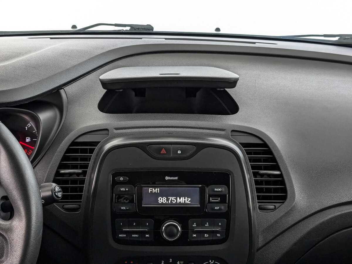 Б/У Рено Каптюр 2018 года. Фото: #12