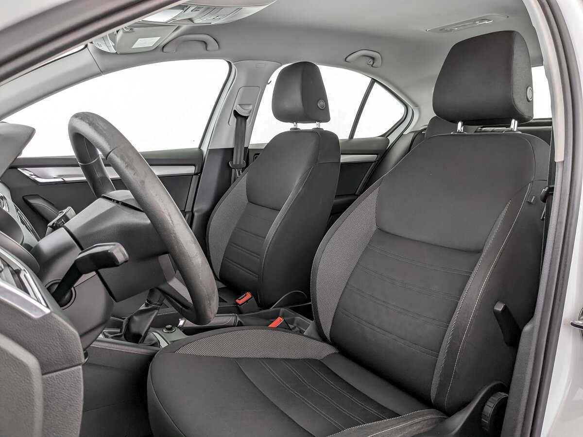 Б/У Шкода Октавия 2017 года. Фото: #15