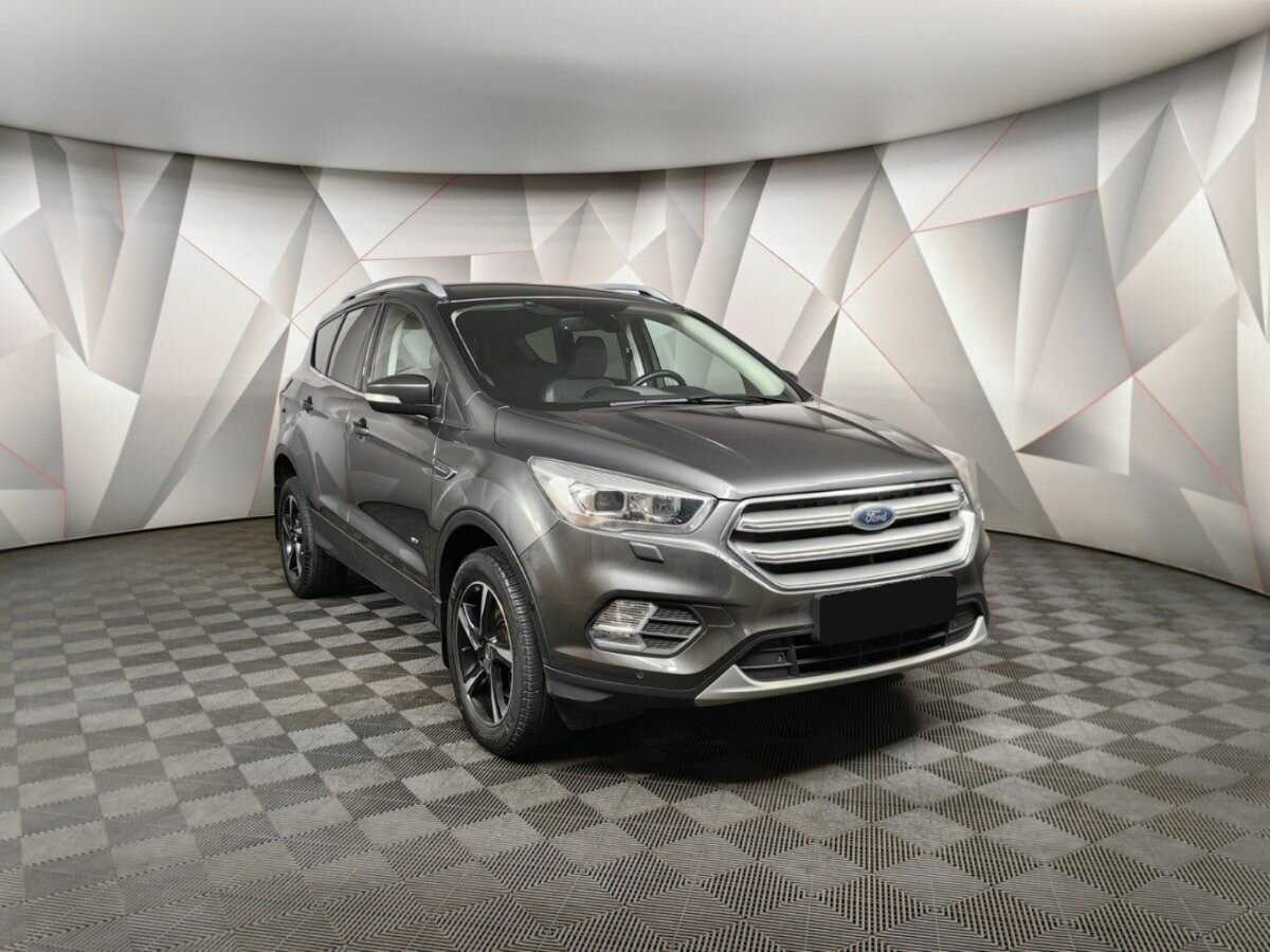 Ford Kuga 2017 года с пробегом. Фото: #2