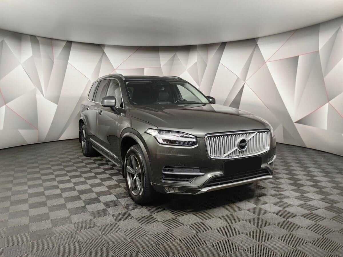 Volvo XC90 2017 года с пробегом. Фото: #1