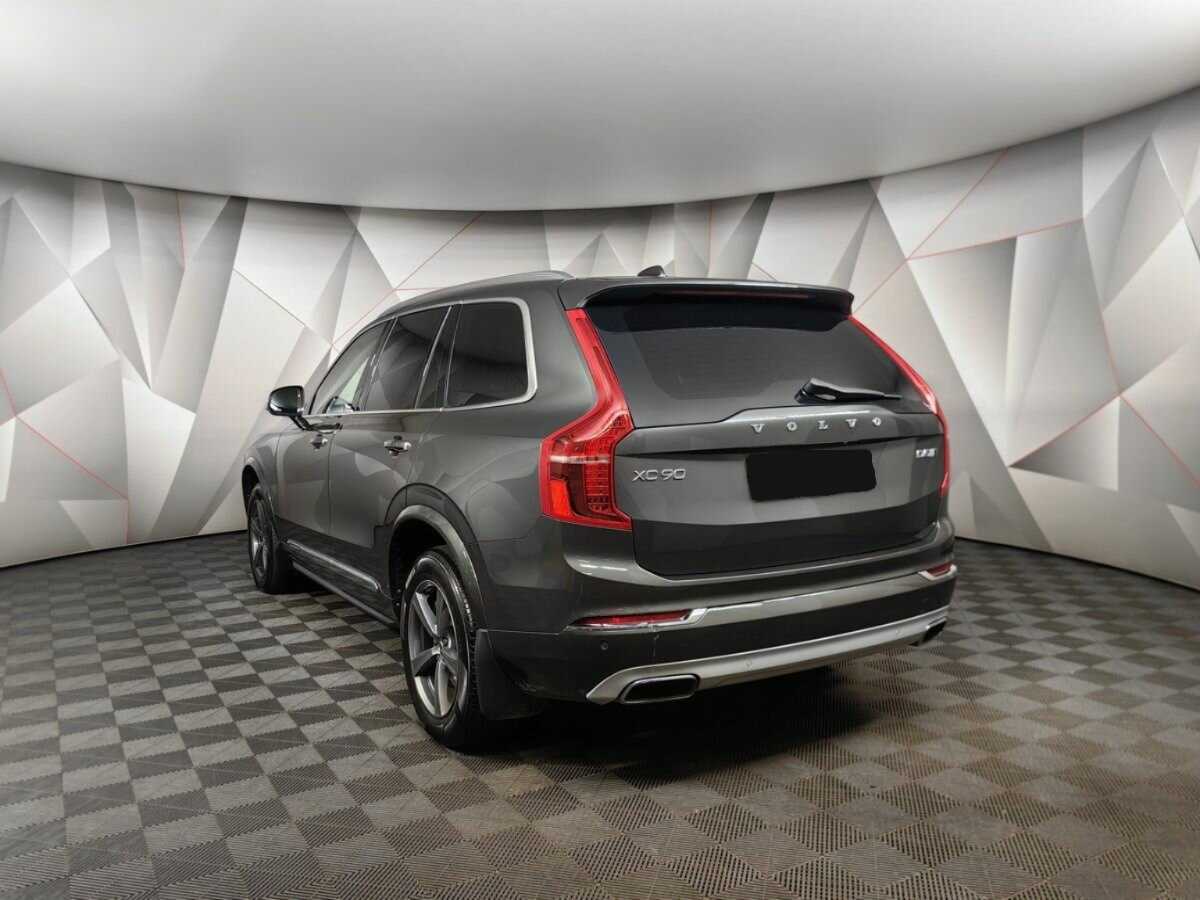 Volvo XC90 2017 года с пробегом. Фото: #2