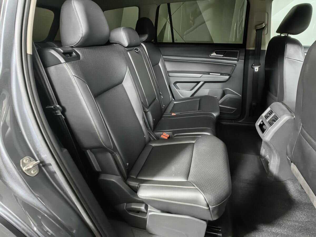Volkswagen Teramont 2019 года с пробегом. Фото: #11