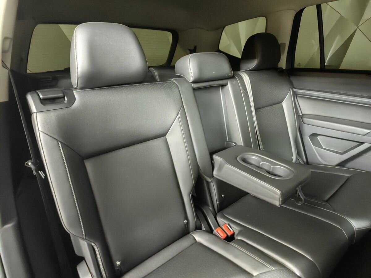 Volkswagen Teramont 2019 года с пробегом. Фото: #12