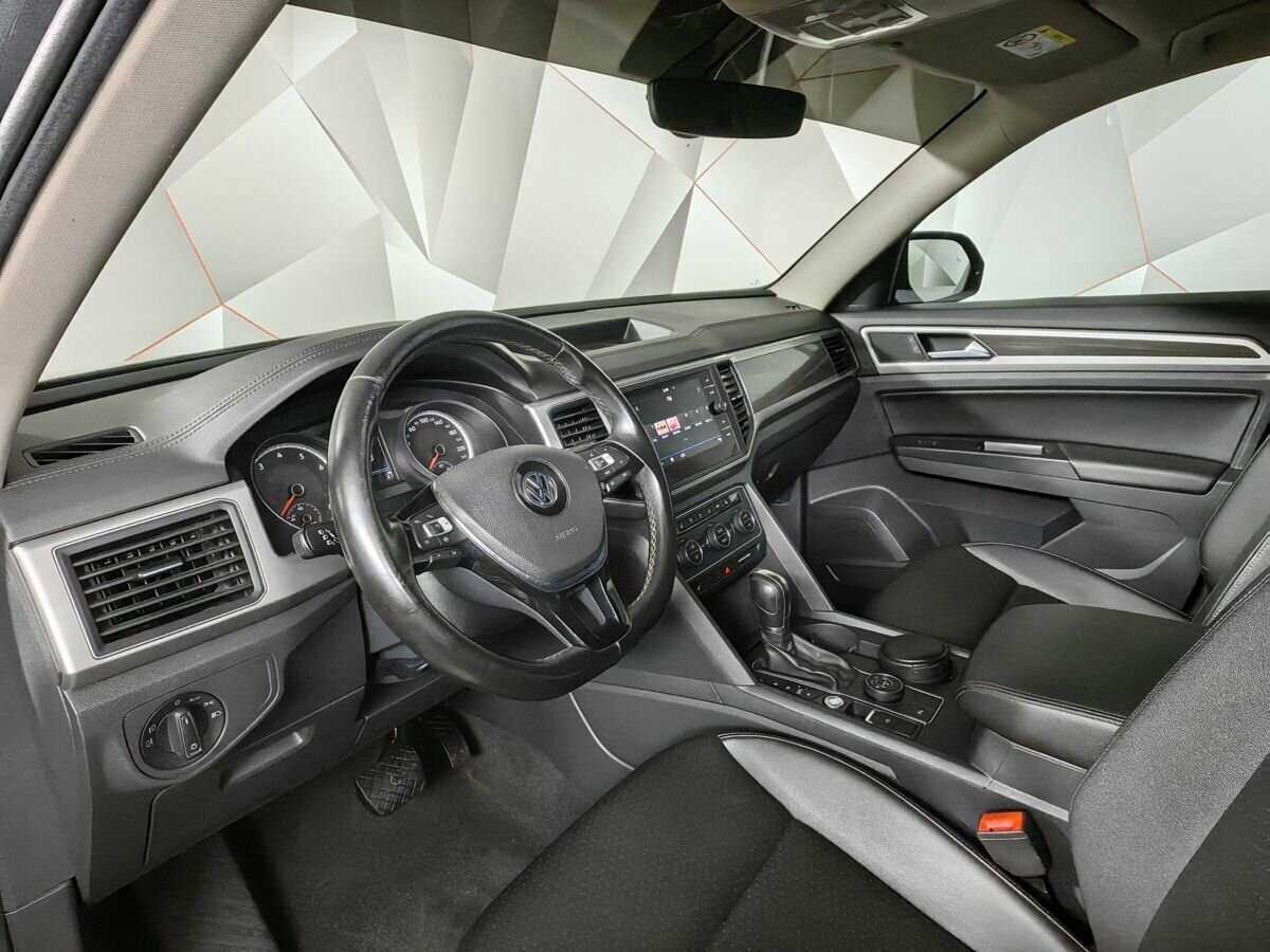 Volkswagen Teramont 2019 года с пробегом. Фото: #13