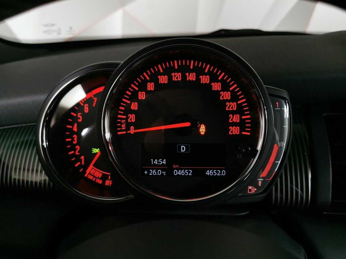 Mini Hatch 2019 года с пробегом. Фото: #15