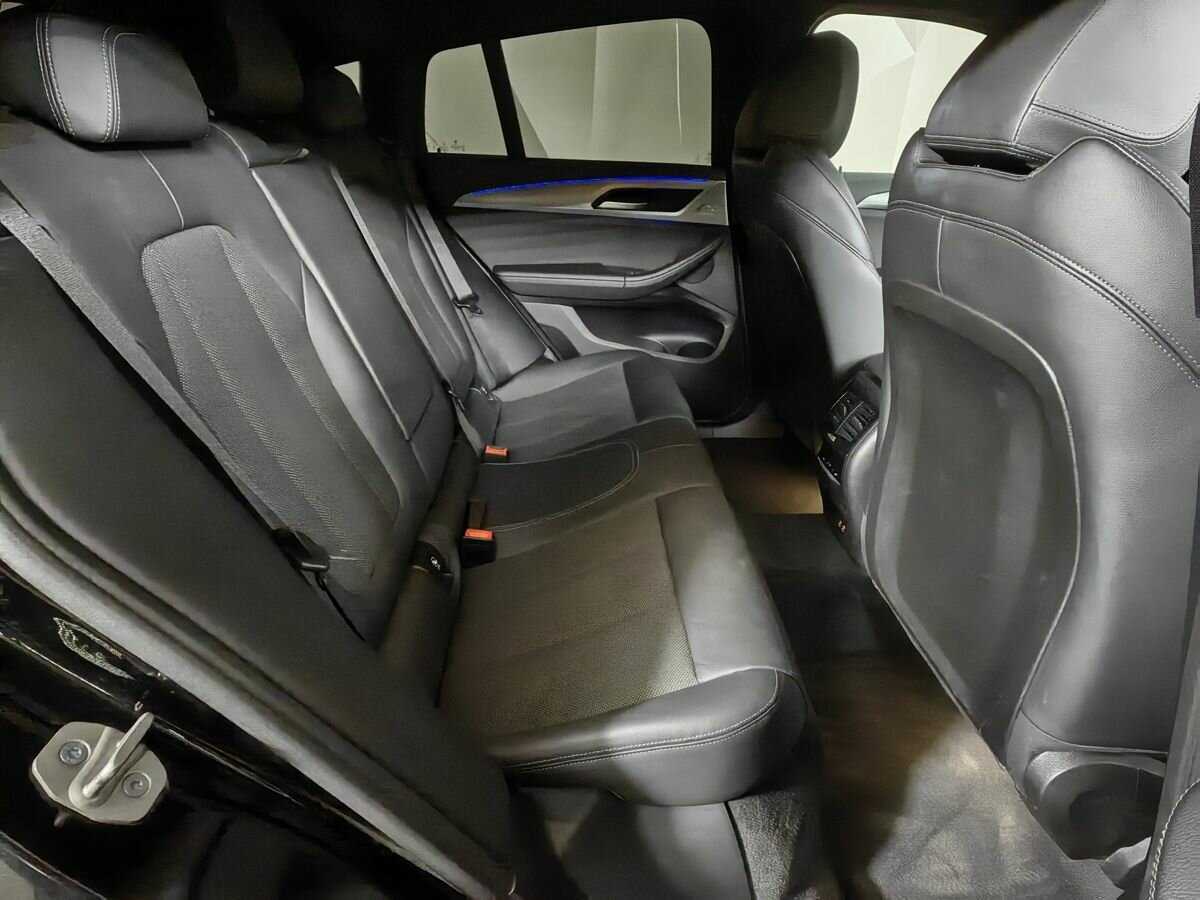 BMW X4 2021 года с пробегом. Фото: #11