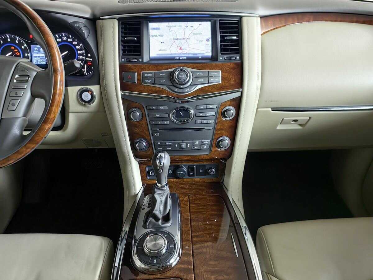 Infiniti QX80 2017 года с пробегом. Фото: #10