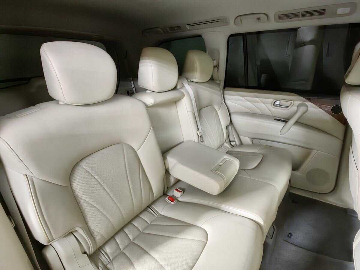 Infiniti QX80 2017 года с пробегом. Фото: #12