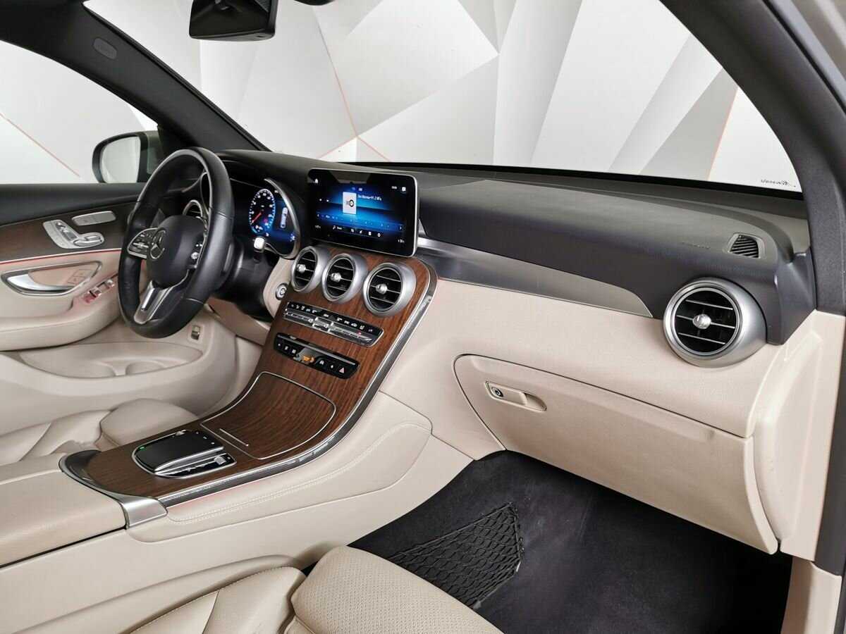 Mercedes-Benz GLC Coupe 2019 года с пробегом. Фото: #8